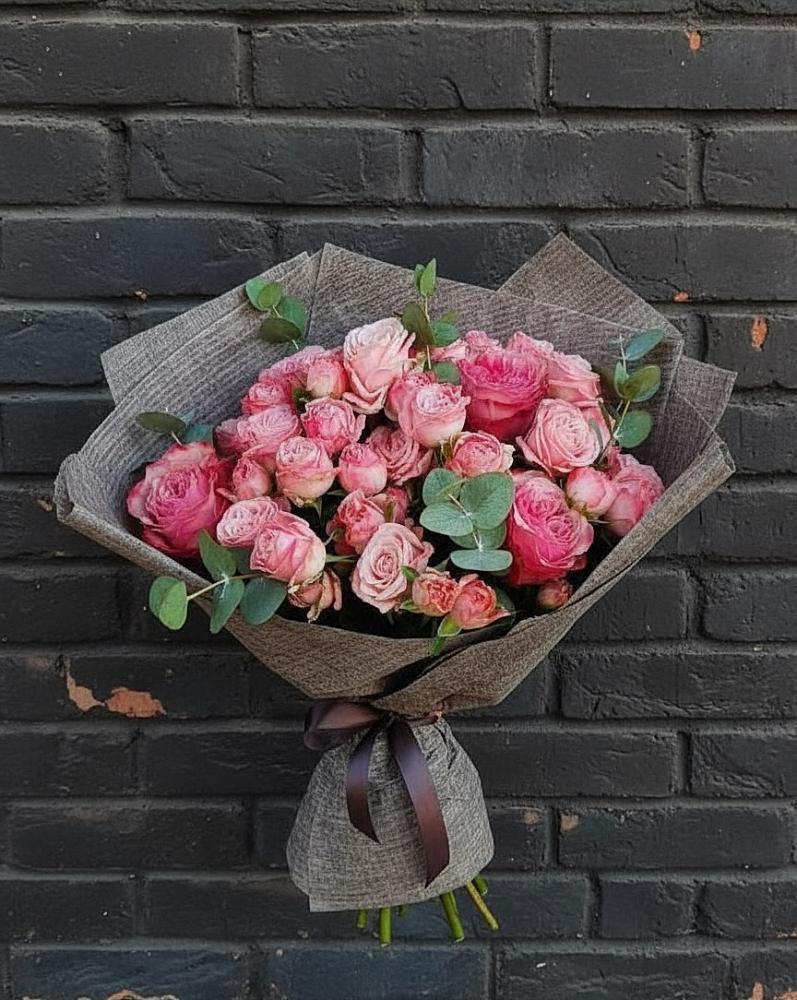 Букет цветов из: Розы в Красном Холме Тверской области