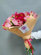 Букет цветов из:  Альстромерии в Красном Холме Тверской области