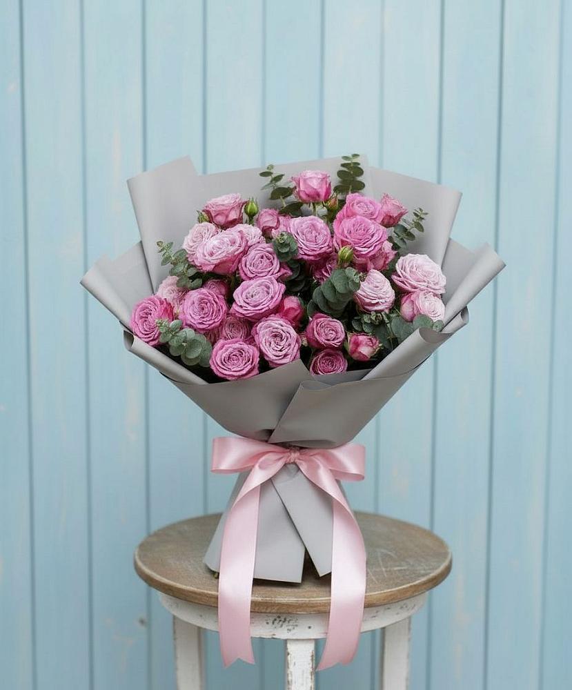 Букет цветов из: Розы в Красном Холме Тверской области