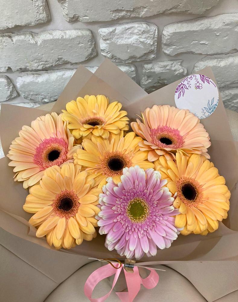 Букет цветов из: Герберы в Красном Холме Тверской области
