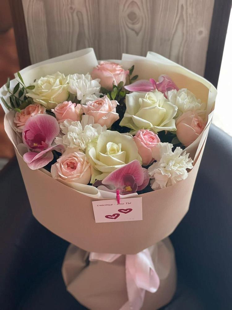 Букет цветов из: Орхидеи, Розы и Гвоздики в Красном Холме Тверской области