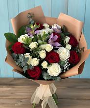 Букет цветов из:  Розы и Альстромерии в Красном Холме Тверской области