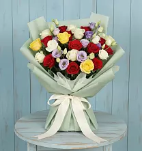 Букет цветов из:  Розы в Красном Холме Тверской области