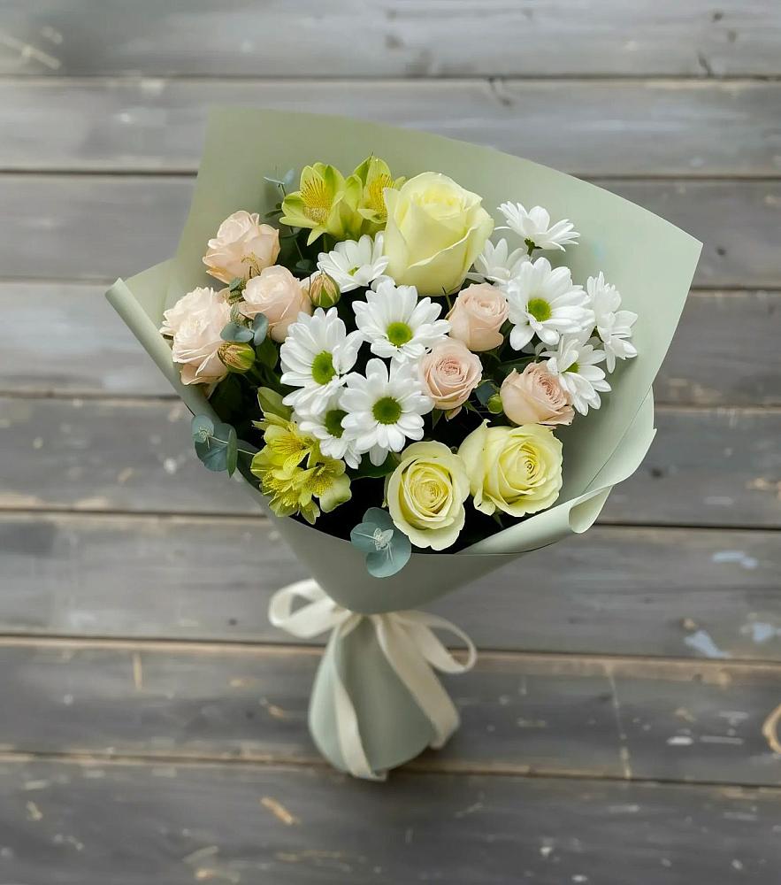 Букет цветов из: Альстромерии, Розы и Хризантемы в Красном Холме Тверской области