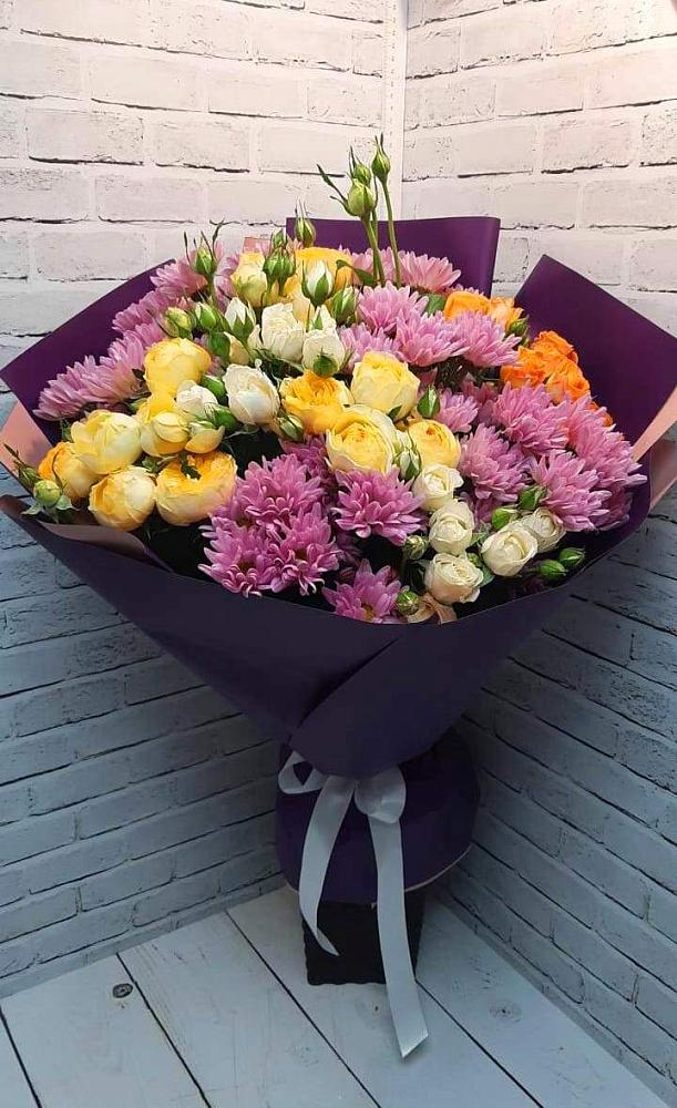 Букет цветов из: Хризантемы и Розы в Красном Холме Тверской области