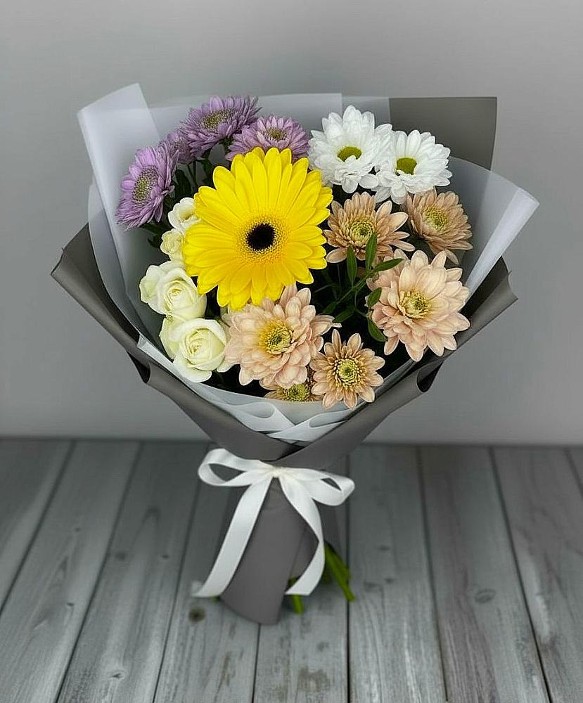 Букет цветов из: Розы, Герберы и Хризантемы в Красном Холме Тверской области