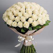 Букет 101 беля роза Белоснежка в Красном Холме Тверской области