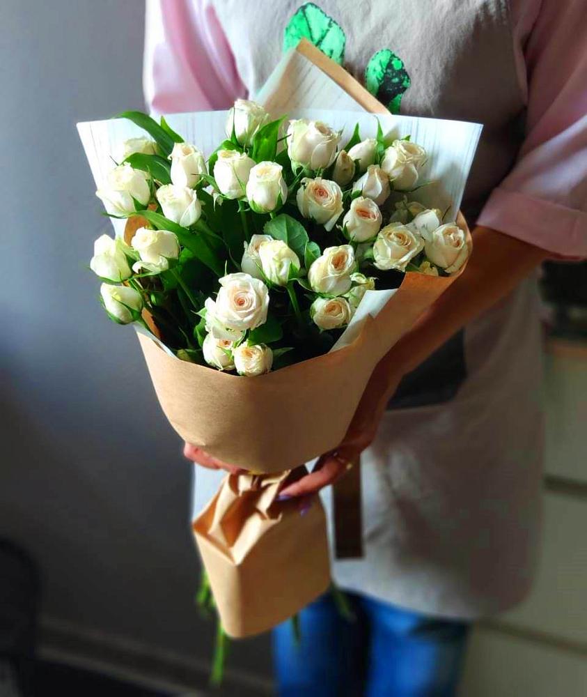 Букет цветов из: Розы в Красном Холме Тверской области