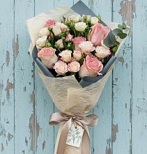 Букет цветов из:  Розы в Красном Холме Тверской области