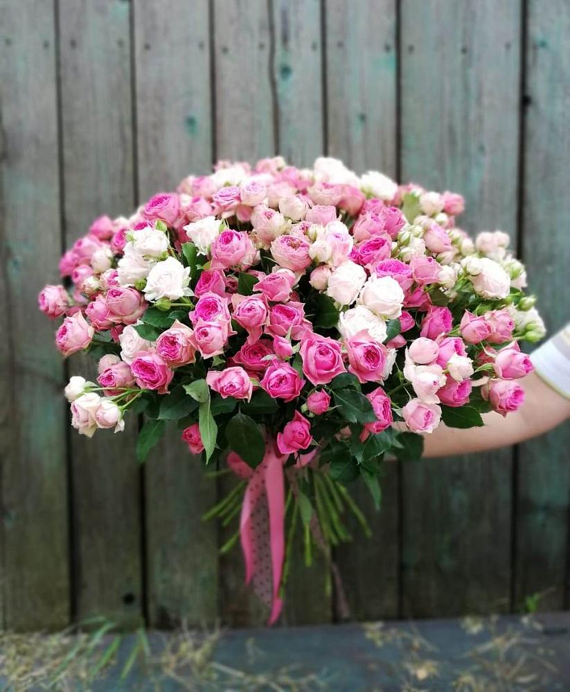 Букет Розовые кустовые розы Натали и Лав Лидия в Красном Холме Тверской области