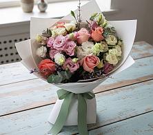 Букет цветов из:  Розы, Лизиантусы и Гвоздики в Красном Холме Тверской области