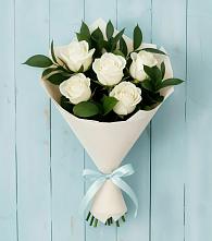 Букет цветов из:  Розы в Красном Холме Тверской области