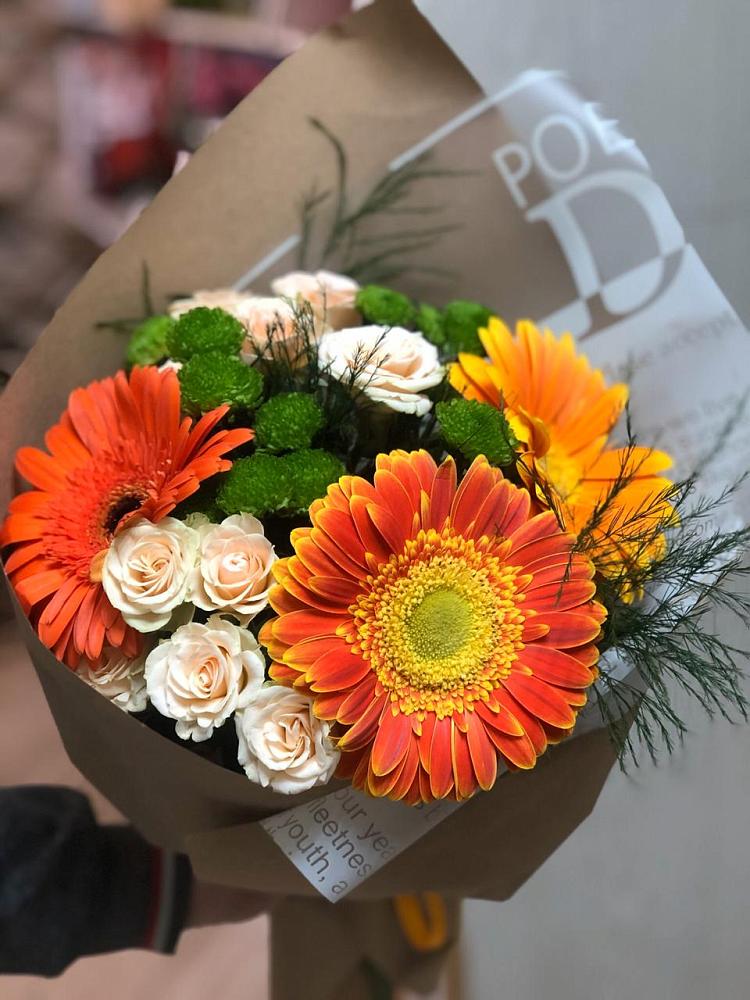 Букет цветов из: Герберы, Хризантемы и Розы в Красном Холме Тверской области