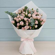 Букет цветов из:  Розы в Красном Холме Тверской области