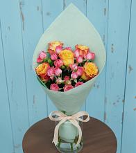 Букет цветов из:  Розы в Красном Холме Тверской области